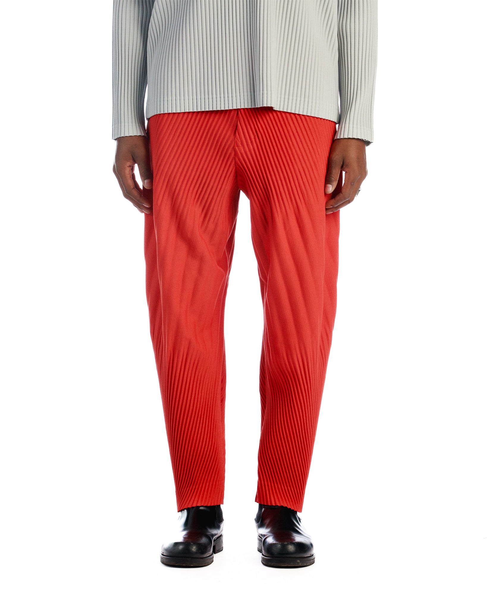 Stylish Homme Plisse Issey Miyake Pleats Bottoms in Dry Red 